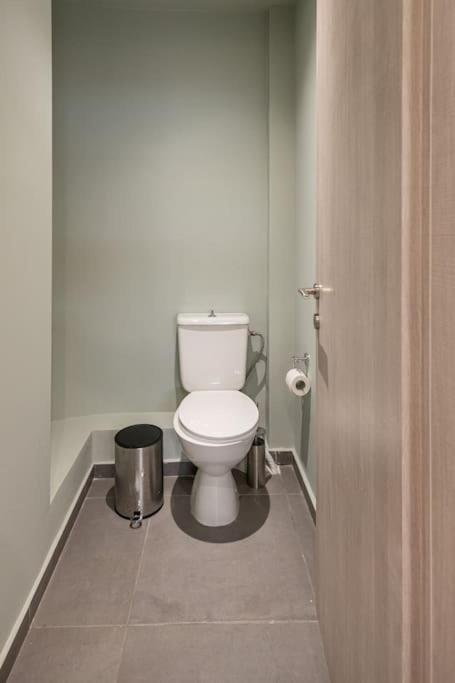 Smaragdi Luxury Jacuzzi Apartment Noho Premium Living Athens Luaran gambar
