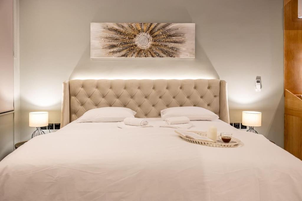 Smaragdi Luxury Jacuzzi Apartment Noho Premium Living Athens Luaran gambar